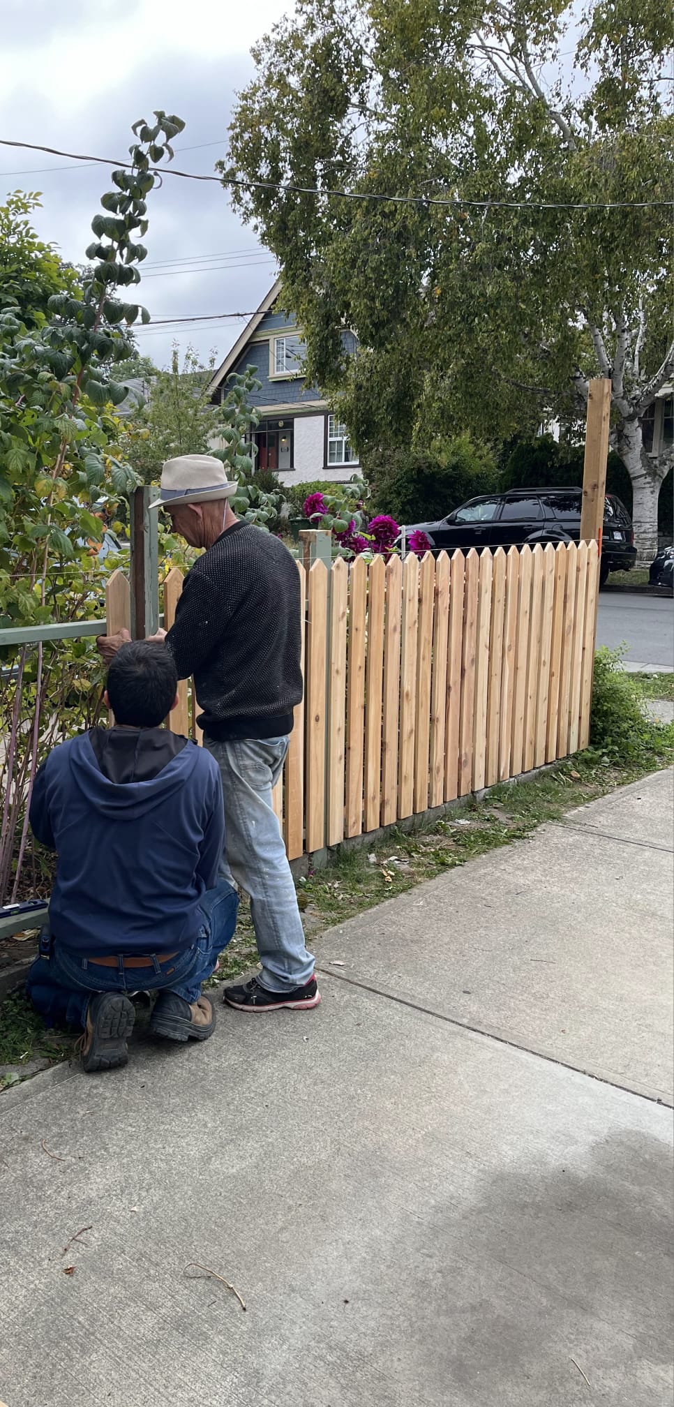 Fence installation in Victoria BC